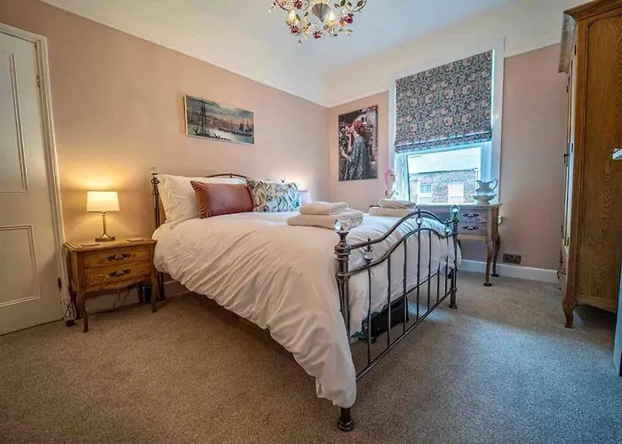 The Merry Gull, Whitby - Stunning, Quirky, Luxury