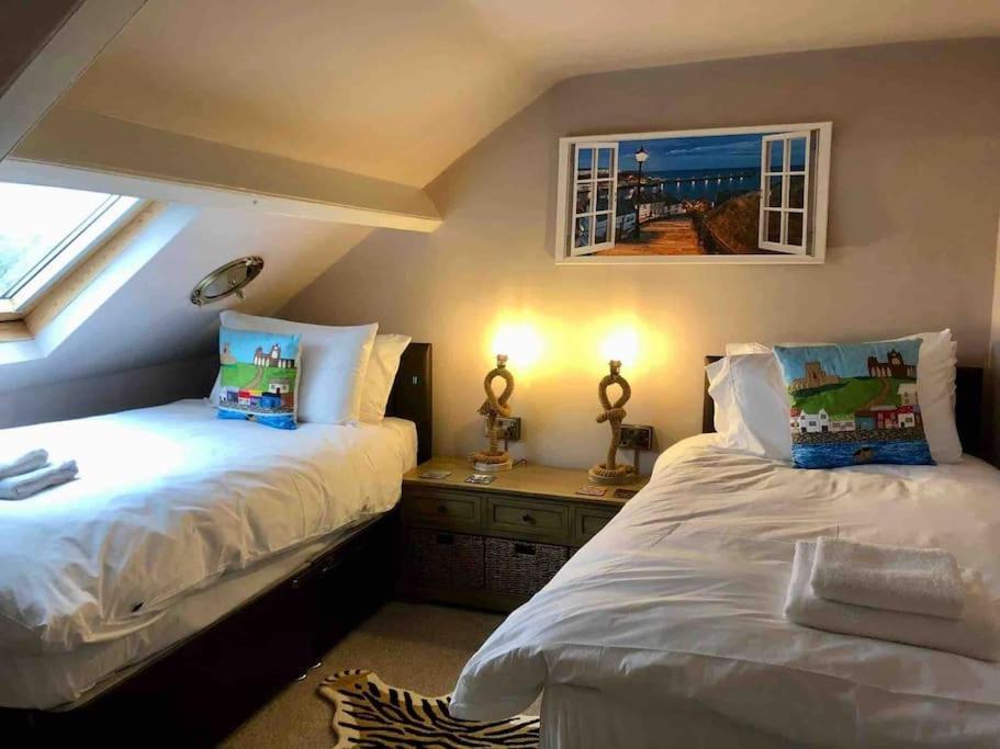 The Merry Gull, - Stunning, Quirky, Luxury * Whitby