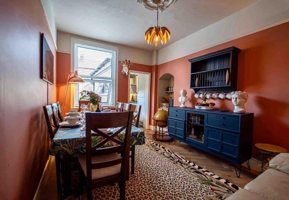 Ferienhaus The Merry Gull, - Stunning, Quirky, Luxury *