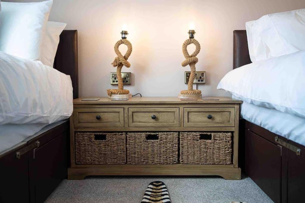 The Merry Gull, - Stunning, Quirky, Luxury * Whitby