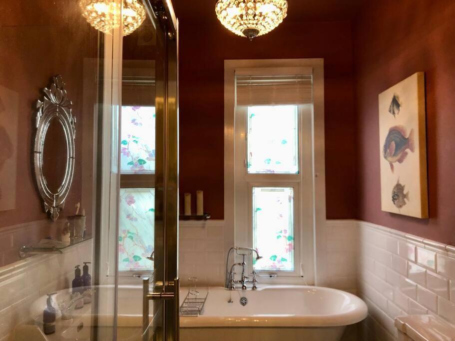 The Merry Gull, - Stunning, Quirky, Luxury Сasa de vacaciones *